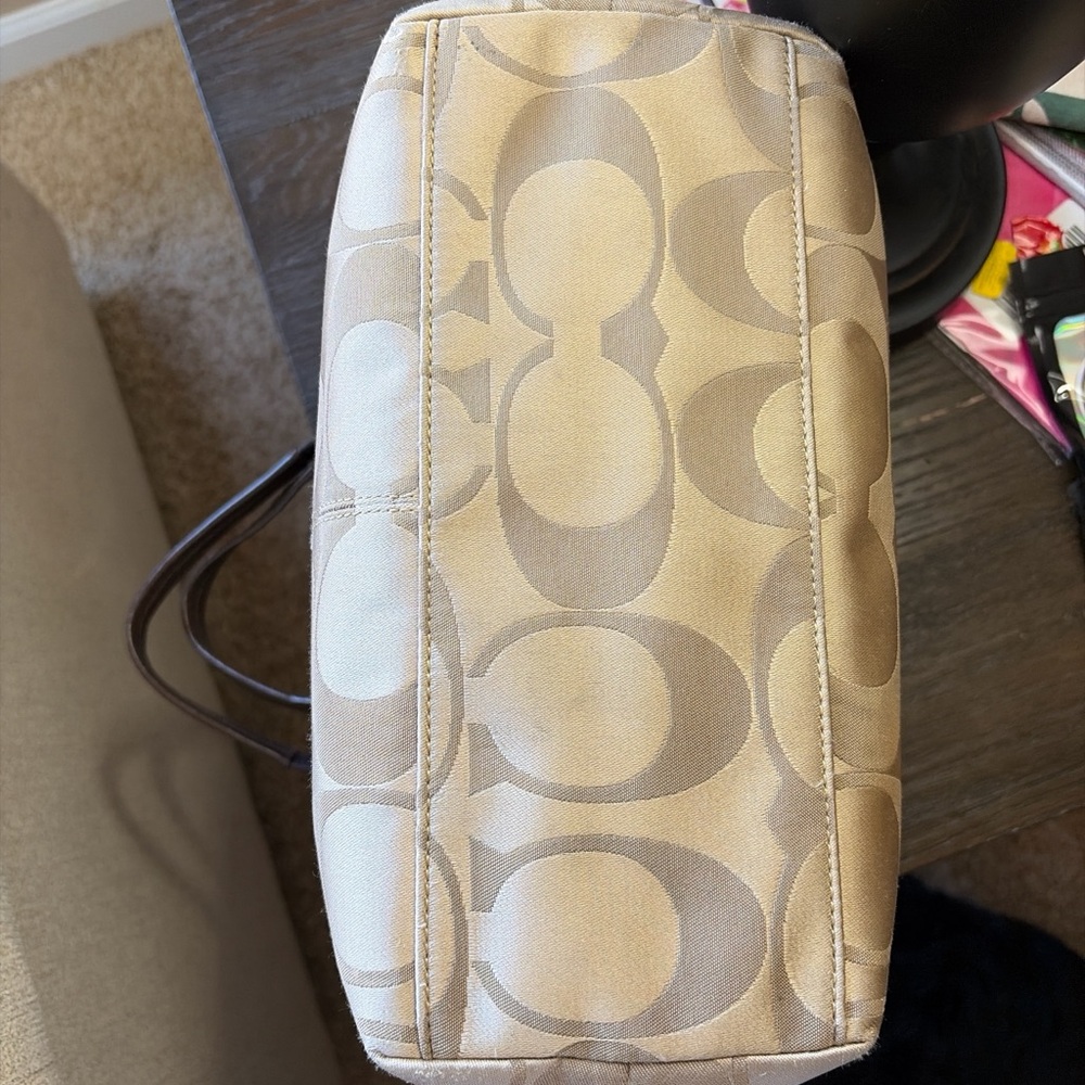 Coach Signature Large Canvas Tote Bag in Beige and Brown leather double handles - Picture 10 of 12